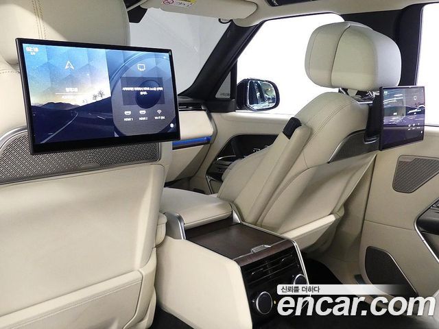 Land Rover Range Rover P530 Autobiography Long Wheel Base