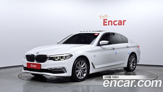 BMW 5-Series 520i Luxury
