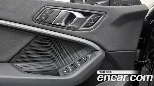 BMW 2-Series 220i Sport