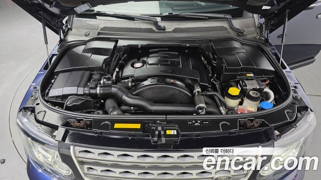 Land Rover Discovery 3.0 SDV6 SE