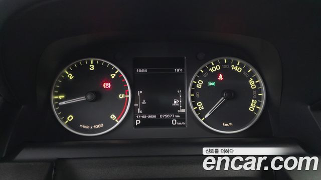Land Rover Discovery 3.0 SDV6 SE