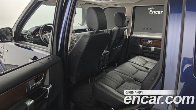 Land Rover Discovery 3.0 SDV6 SE