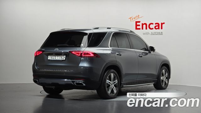 Mercedes-Benz GLE-Class GLE300d 4MATIC