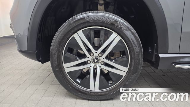 Mercedes-Benz GLE-Class GLE300d 4MATIC