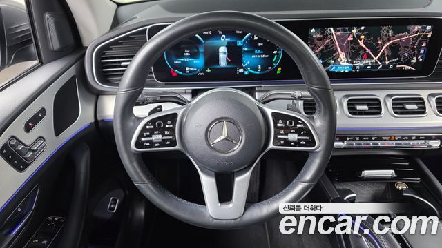 Mercedes-Benz GLE-Class GLE300d 4MATIC