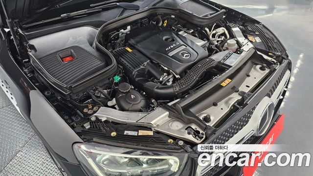 Mercedes-Benz GLC-Class GLC300e 4MATIC Coupe