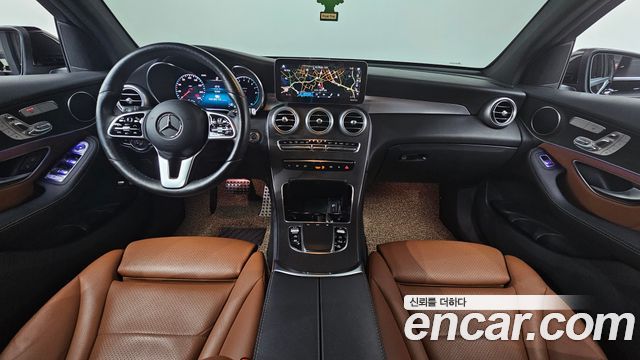 Mercedes-Benz GLC-Class GLC300e 4MATIC Coupe
