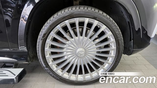 Mercedes-Benz GLS-Class Maybach GLS600 4MATIC