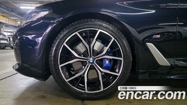 BMW 5-Series 530i M Sport Package