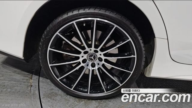 Mercedes-Benz CLS-Class CLS450 4MATIC AMG Line