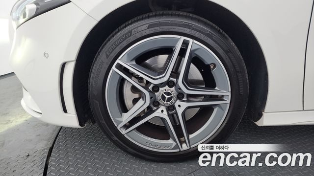 Mercedes-Benz A-Class A250 4MATIC Sedan