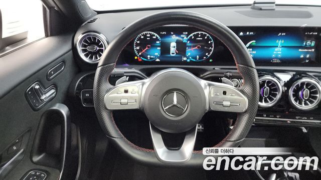 Mercedes-Benz A-Class A250 4MATIC Sedan