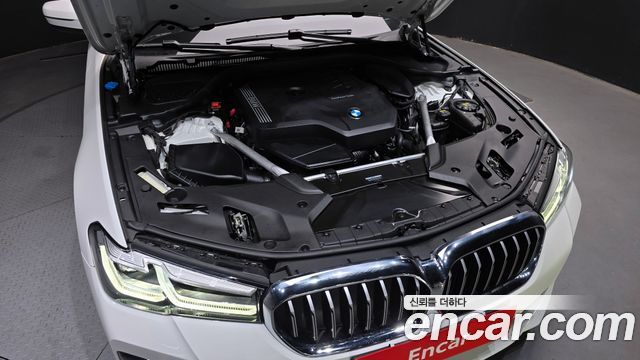BMW 5-Series 520i M Sport
