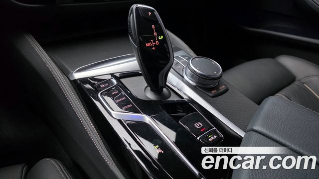 BMW 5-Series 520i M Sport