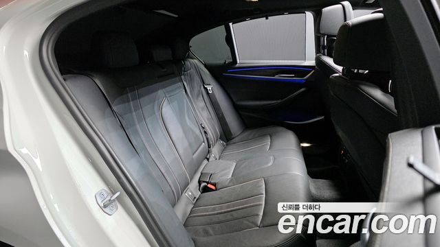 BMW 5-Series 520i M Sport