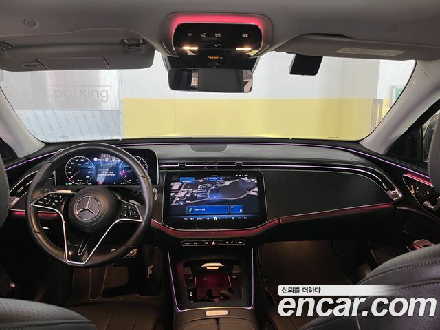 Mercedes-Benz E-Class E200 Avantgarde