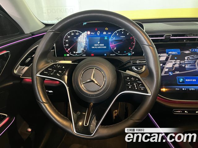 Mercedes-Benz E-Class E200 Avantgarde