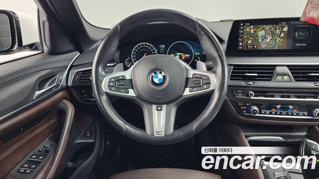 BMW 5-Series 530i M Sport Package Plus