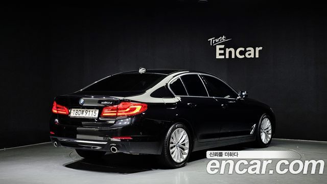BMW 5-Series 520d Luxury Special Edition