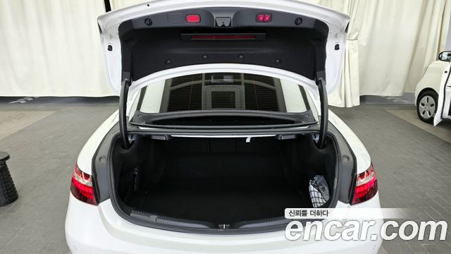 Mercedes-Benz E-Class E450 4MATIC Coupe