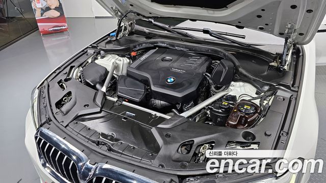 BMW 5-Series 530i M Sport Package