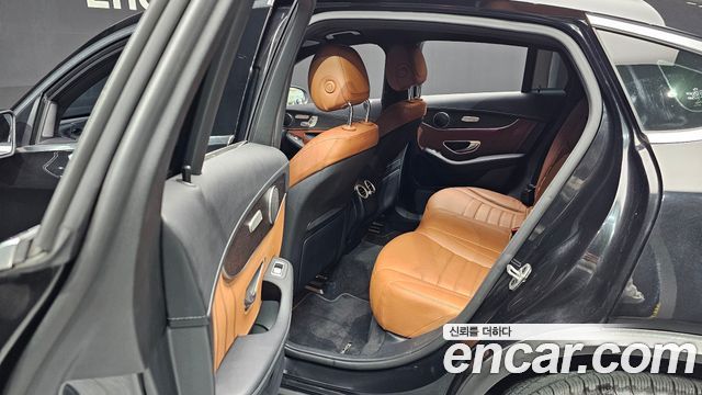 Mercedes-Benz GLC-Class GCL300 4MATIC Coupe
