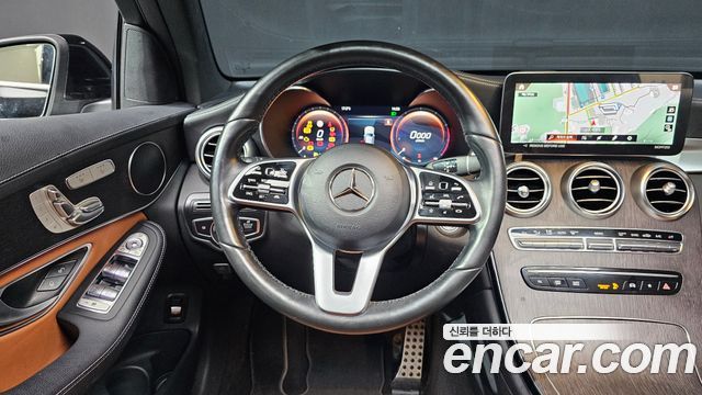 Mercedes-Benz GLC-Class GCL300 4MATIC Coupe