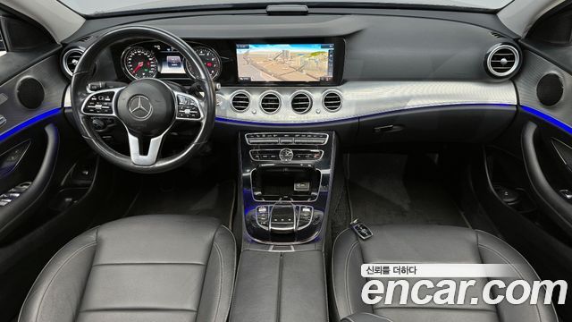 Mercedes-Benz E-Class E300 Avantgarde