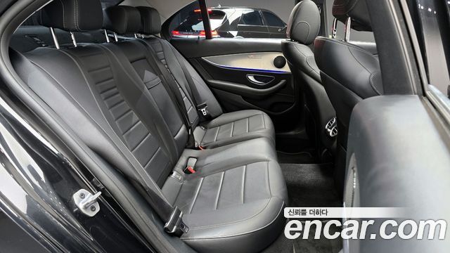 Mercedes-Benz E-Class E300 Avantgarde