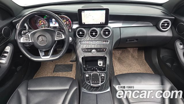 Mercedes-Benz C-Class C200 4MATIC AMG Line