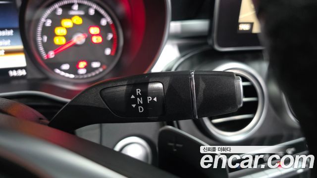 Mercedes-Benz C-Class C200 4MATIC AMG Line