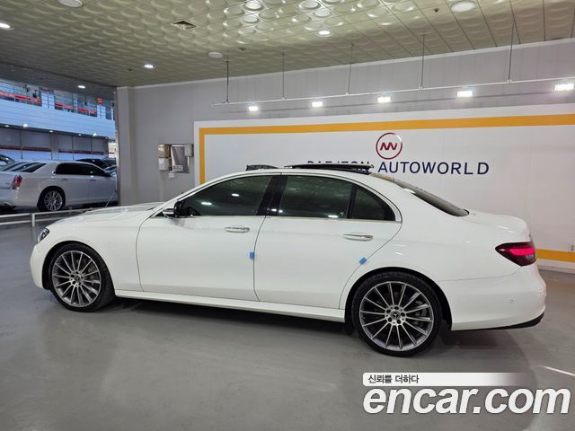 Mercedes-Benz E-Class E350 4MATIC AMG Line