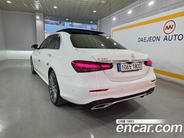 Mercedes-Benz E-Class E350 4MATIC AMG Line