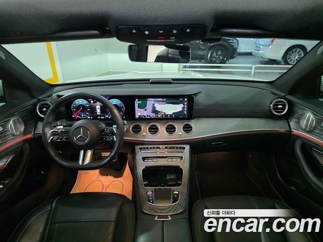 Mercedes-Benz E-Class E350 4MATIC AMG Line