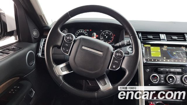 Land Rover Discovery 3.0 TD6 HSE Luxury