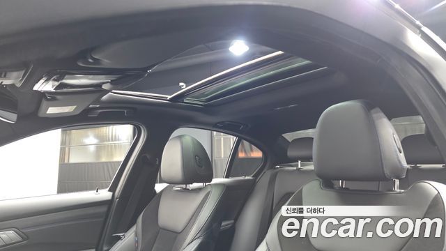 BMW 3-Series 320i M Sport