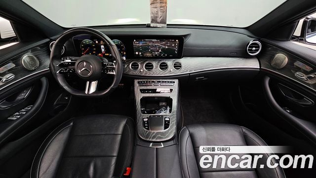 Mercedes-Benz E-Class E350 4MATIC AMG Line