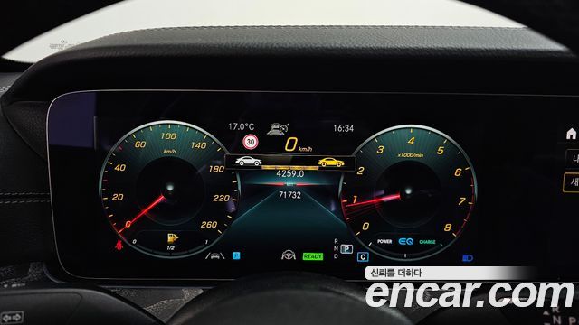 Mercedes-Benz E-Class E350 4MATIC AMG Line