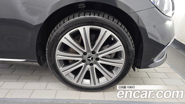 Mercedes-Benz E-Class E350 4MATIC Exclusive