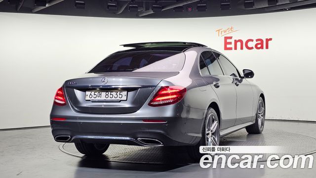 Mercedes-Benz E-Class E350d