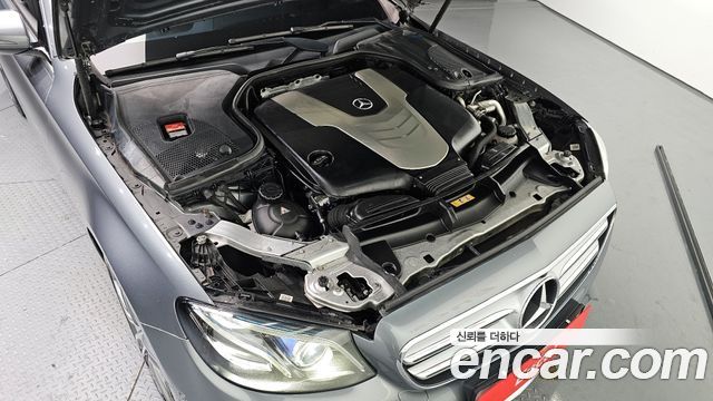 Mercedes-Benz E-Class E350d