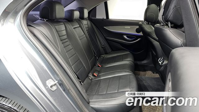 Mercedes-Benz E-Class E350d