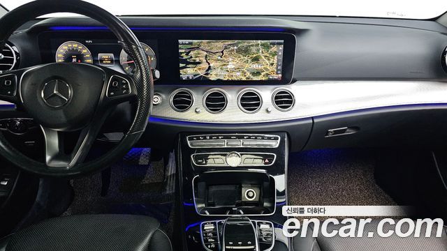 Mercedes-Benz E-Class E350d