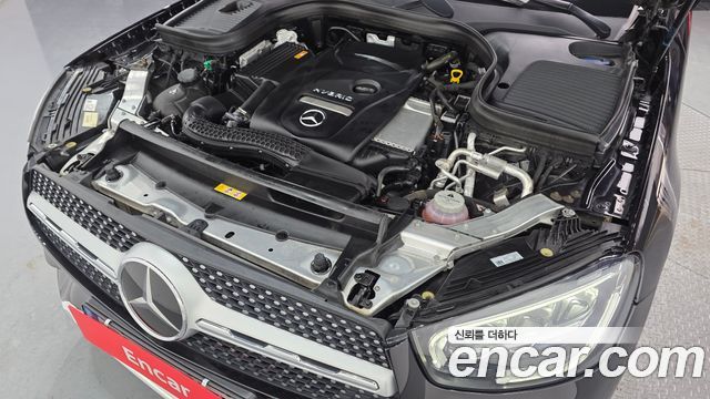 Mercedes-Benz GLC-Class GLC300e 4MATIC Coupe