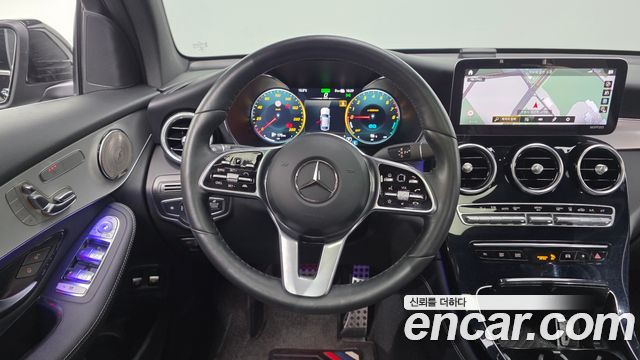 Mercedes-Benz GLC-Class GLC300e 4MATIC Coupe