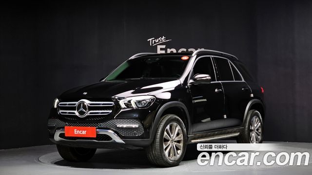 Mercedes-Benz GLE-Class GLE300d 4MATIC