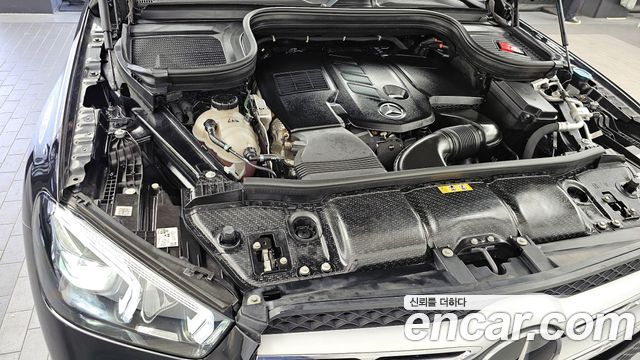 Mercedes-Benz GLE-Class GLE300d 4MATIC