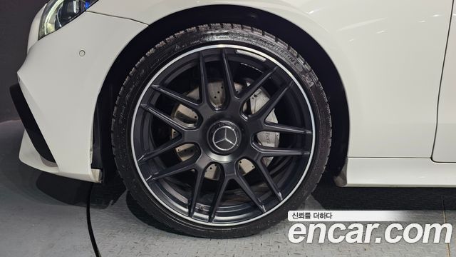 Mercedes-Benz E-Class W213 E220d Coupe