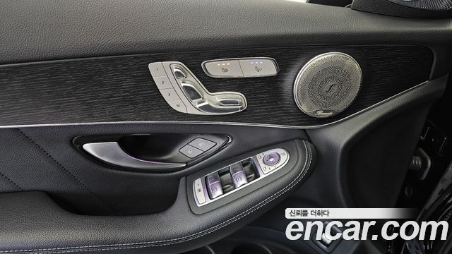 Mercedes-Benz GLC-Class GLC300 4MATIC Premium Coupe