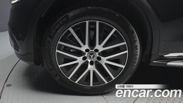 Mercedes-Benz GLC-Class GLC220 d 4MATIC
